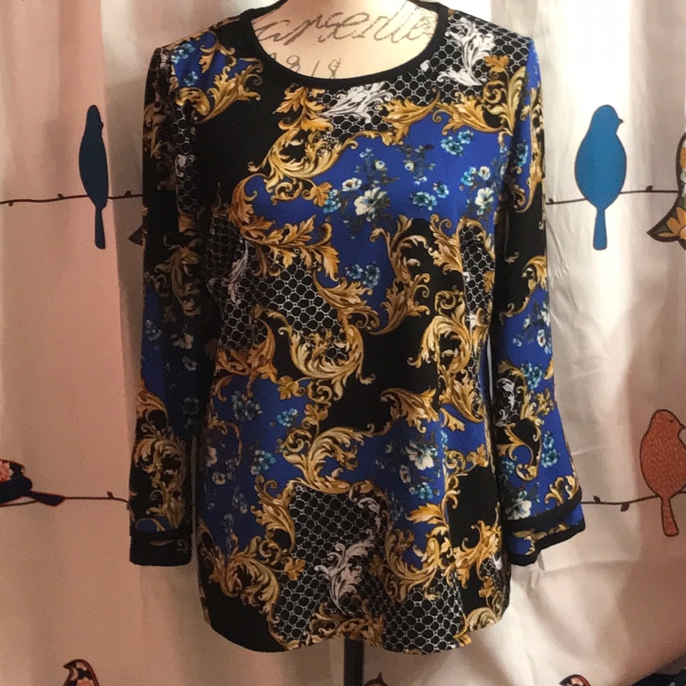 TACERA AMAZING VERSACE STYLE FABRIC TOP SIZE M